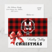 Merry Christmas Monogram Wreath Buffalo Plaid シーズンポストカード (正面/裏面)