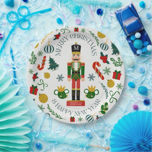 Merry Christmas nutcracker custom monogram ペーパープレート (パーティー)