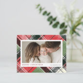 Merry Christmas Tartan Plaid Background シーズンポストカード (スタンド正面)