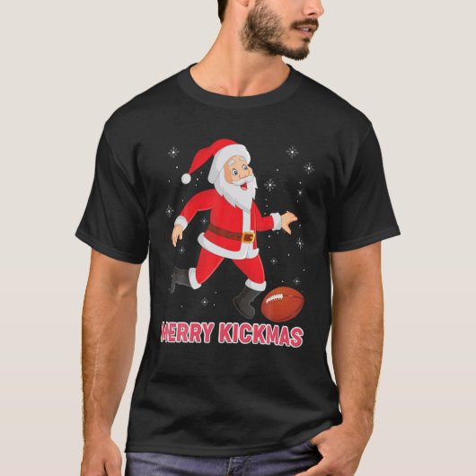 Merry Kickmas Santa Playing Football Kick Christma Tシャツ (正面)