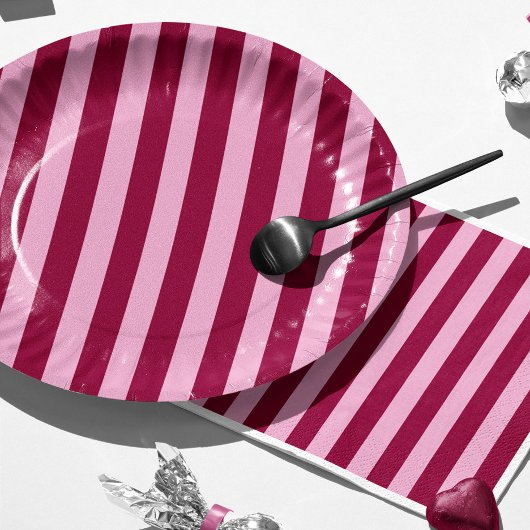 Merry little red stripe Christmas Party Plate ペーパープレート