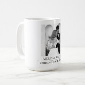 Merry & Married - 結婚したてのカップルのクリスマス コーヒーマグカップ (正面左)