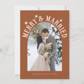 Merry & Married Arch Newlywed Photo Terracotta シーズンカード (正面)