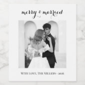 Merry & Married - Personalized Newlywed Christmas  ワインラベル (シングルラベル)