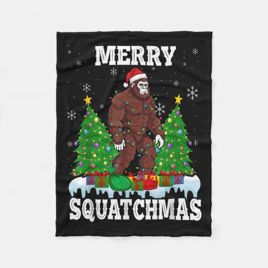 Merry Squatchmas Christmas Tree Santa Bigfoot Sasq フリースブランケット (正面)