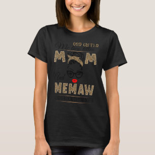 Messy Bun神は私に2つのタイトルをMomとMemaw Moth Tシャツ