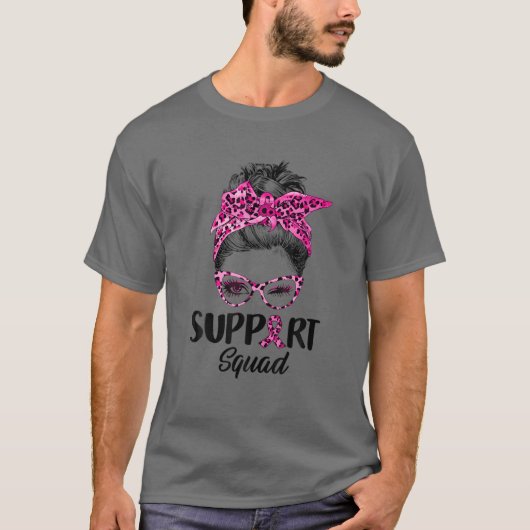 Messy Bun Pink Leopard Support Squad Breast Cancer Tシャツ (正面)