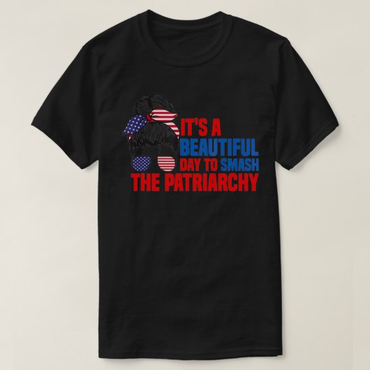 Messy Bun Smash The Patriarchy Pro 1973 Roe Femini Tシャツ (デザイン正面)