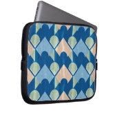 Metallic blue geometric diamond shapes ラップトップスリーブ (正面右)