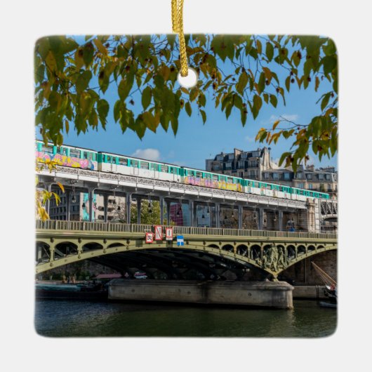 Metro on Bir-Hakeim bridge- Paris, France セラミックオーナメント (正面)