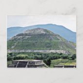 Mexiの近くのTeotihuacanの台なしの日曜日のピラミッド、 ポストカード (正面)