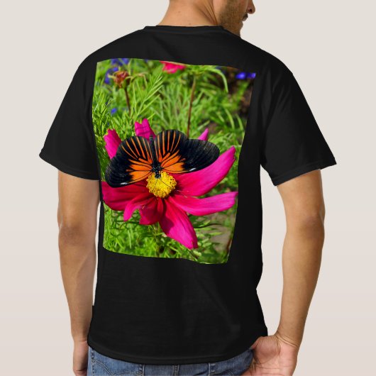 Mexican aster flower with a Doris Longwing Butterf Tシャツ (裏面)