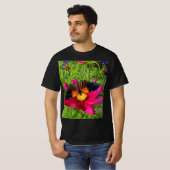 Mexican aster flower with a Doris Longwing Butterf Tシャツ (正面フル)