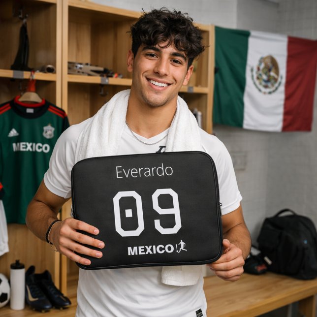 Mexico Soccer Minimalist Black Personal Name ラップトップスリーブ (クリエイターアップロード済み)