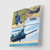 MH-47Gチヌーク スクエア壁時計 (傾斜)