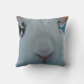 MHRRのバニーウサギの鼻は装飾用クッションを閉めます クッション (裏面)