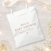 MIAアーチ型ボホテラコッタベビーシャワー フェイバーバッグ (クリップ留めされた状態)