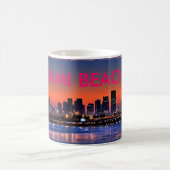 MIAMI BEACHのマグ コーヒーマグカップ (中央)