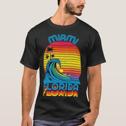 Miami Florida Retro Throwback Surf & Beach Souveni Tシャツ (正面)