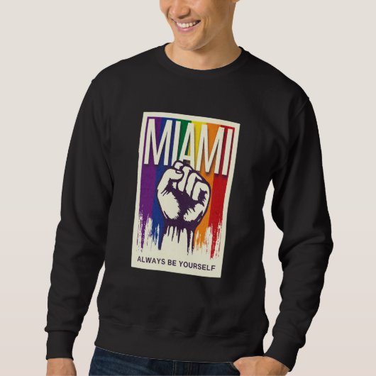 Miami LGBTQ Pride Rainbow Flag Resist Fist Proud L スウェットシャツ (正面)