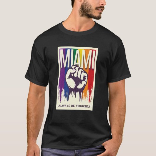 Miami LGBTQ Pride Rainbow Flag Resist Fist Proud L Tシャツ (正面)