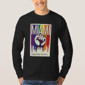 Miami LGBTQ Pride Rainbow Flag Resist Fist Proud L Tシャツ (正面)