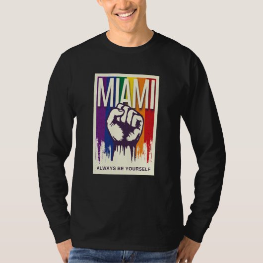 Miami LGBTQ Pride Rainbow Flag Resist Fist Proud L Tシャツ (正面)