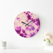 Michael MoffaによるTye染料組成#7 ラージ壁時計 (ホーム)