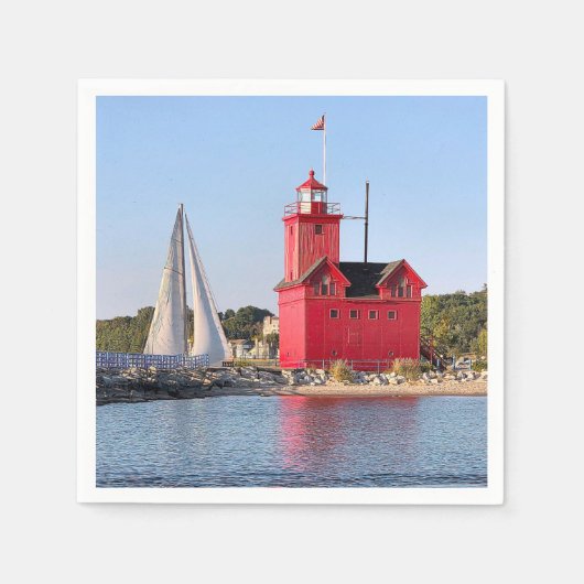 Michigan Big Red Lighthouse With Sailboat スタンダードカクテルナプキン (正面)
