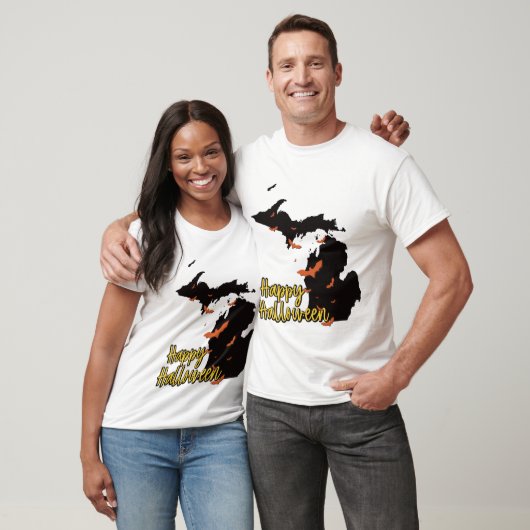 Michigan State Map Happy Halloween Bats Tシャツ (ユニセックス)