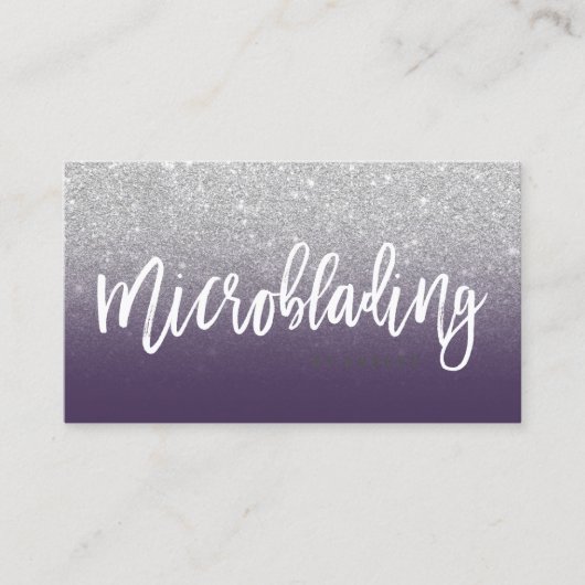 Microbladingのタイポグラフィの銀のグリッターの紫色 名刺 (正面)