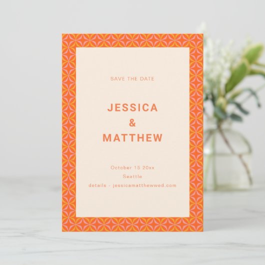 Mid Century Modern Orange Geometric Unique Wedding セーブザデート (スタンド正面)
