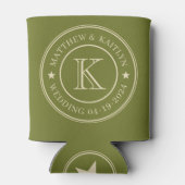 Mid-Century Sweet Olive Wedding Monogram Star 缶クーラー (裏面)