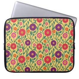 Mid-Century Vine Flower | Garden Garland Yellow ラップトップスリーブ