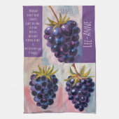 Midnight Black grapes on textured background キッチンタオル (縦)