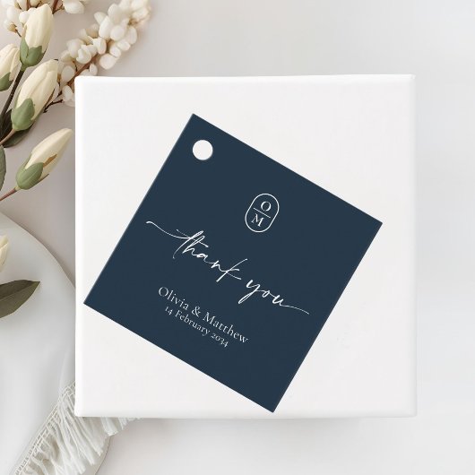 Midnight Blue | シックでモダンな結婚式モノグラム フェイバータグ