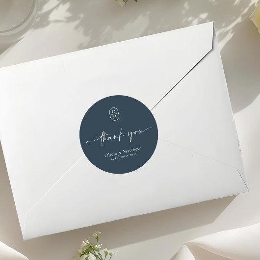 Midnight Blue | Chic & Modern Wedding Monogram  ラウンドシール