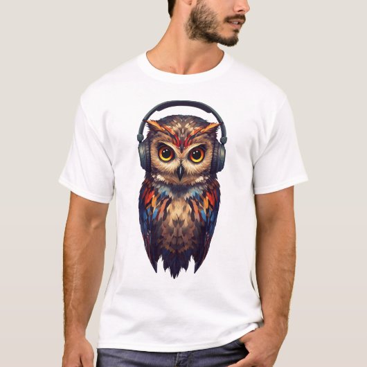 Midnight Echo – Abstract Owl with Soul Tシャツ (正面)