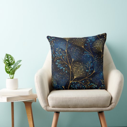Midnight Gold Botanical Throw Pillow クッション (椅子)