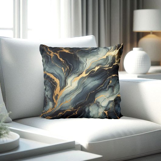 Midnight Navy and Gold Marble Artistic Pattern クッション