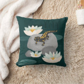 Midnight Pond Fire Salamander - Poster クッション (ブランケット)