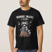 Midnight Snacks, Zen Vibes humorvolles Waschbär Tシャツ (正面)