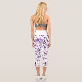Midnight Warrior: Black & Purple Camo Yoga Capris カプリレギンス (裏面)