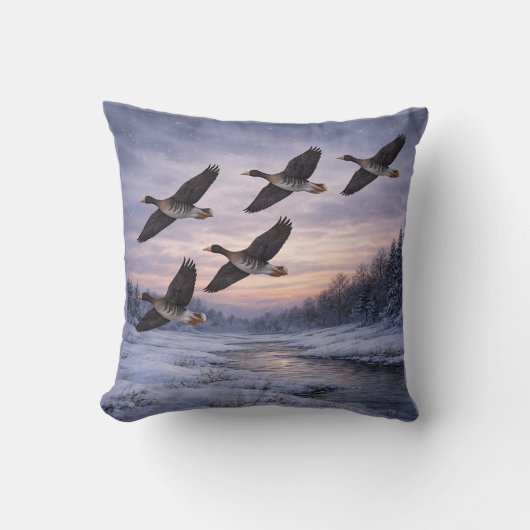 Migrating Geese in Winter クッション (正面)