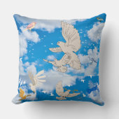 Mikitiez白い鳥の青空の夏のビーチの自由 クッション (正面)