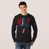 Milf Man I Love Fireworks American Th Of July Me Tシャツ (正面フル)