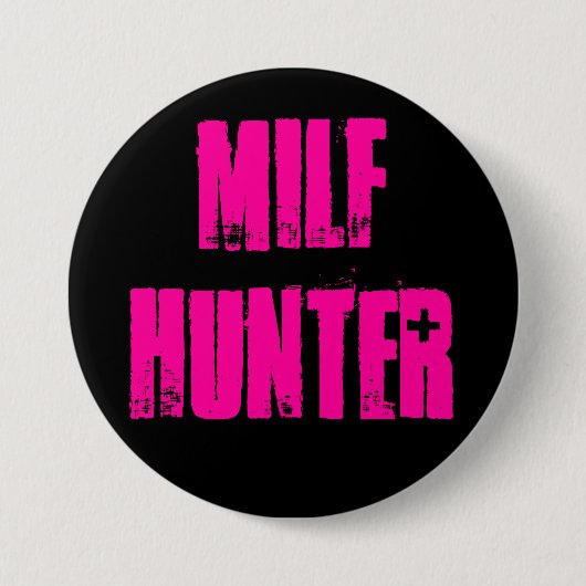 MILFHUNTER 缶バッジ (正面)