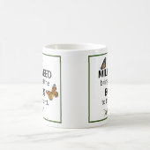 Milkweedはヤードの蝶マグに虫を持って来ます コーヒーマグカップ (中央)