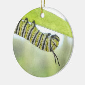 Milkweedを探検しているマダラチョウの幼虫 セラミックオーナメント (左)