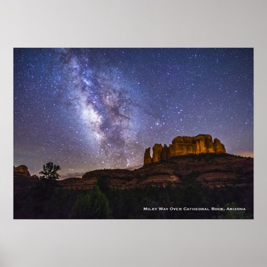 Milky Way Galaxy Over Cathedral Rock, Arizona ポスター (正面)